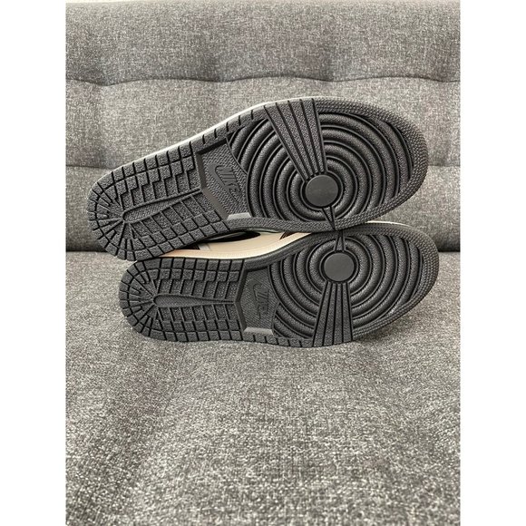 Nike Air Jordan 1 High OG - Handcrafted - Picture 8 of 10